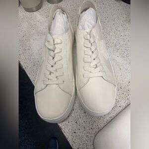 NWOB Dolce Vita All White Zaga Sneakers Size 11 women's lace up Never Worn